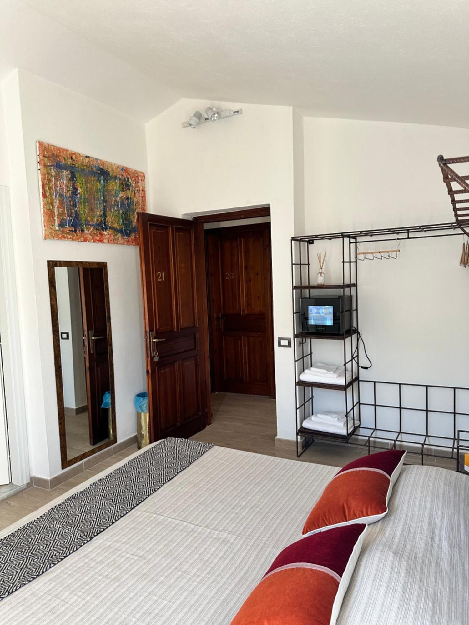 Relais Del Poggio Bed & Breakfast คาโปแตร์รา ภายนอก รูปภาพ