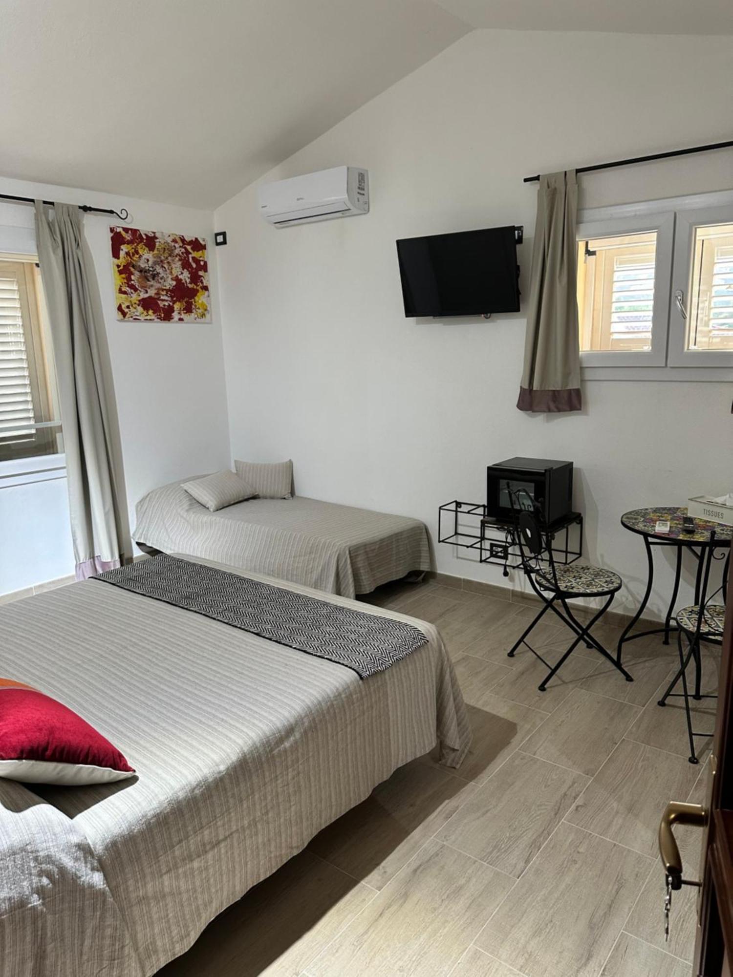 Relais Del Poggio Bed & Breakfast คาโปแตร์รา ภายนอก รูปภาพ